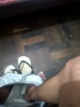 GuilhermeYuree online show from September 2025 07:14:01 PM