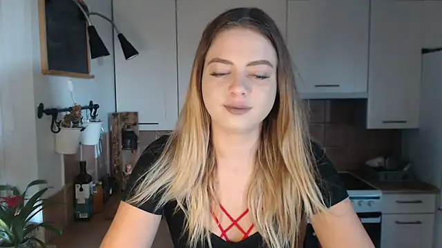 BuffyxLUST online show from October 2025 07:19:02 AM
