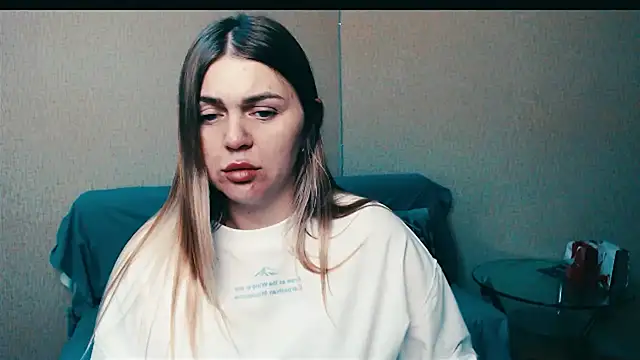 Snapshot of Magic_Katarina_ chatting on October 2025 02:16:02 PM Magic Katarina online show from October 2025 02:16:02 PM