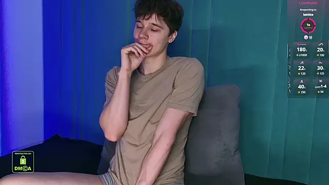 Snapshot of AnthonyHall chatting on October 2025 04:21:02 AM AnthonyHall online show from October 2025 04:21:02 AM