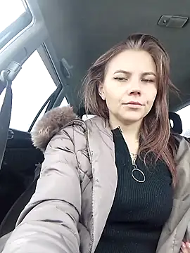 YOURLIKAA online show from December 2025 04:50:02 AM