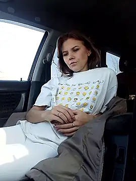 YOURLIKAA online show from January 2026 07:47:01 AM