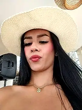 Juliana Xander online show from September 2025 02:41:02 PM