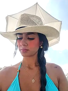 Snapshot of Juliana_Xander chatting on November 2025 03:05:01 PM Juliana Xander online show from November 2025 03:05:01 PM