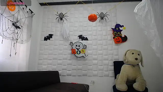 Snapshot of Mature_Lady_ chatting on October 2025 07:11:02 PM Mature Lady online show from October 2025 07:11:02 PM