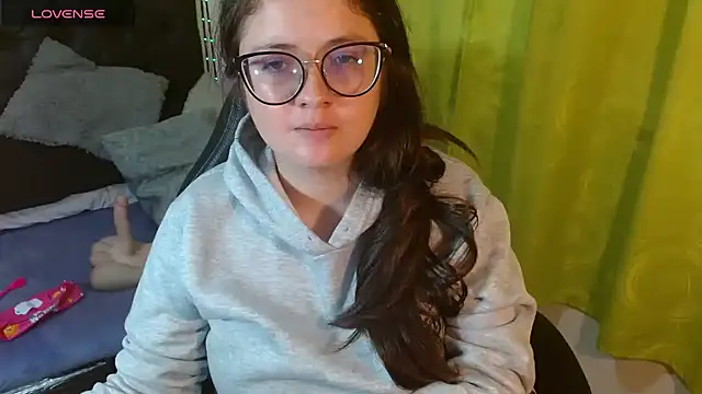 KrystalAdams online show from November 2025 01:48:01 PM