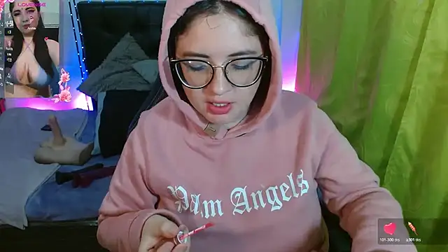 KrystalAdams online show from November 2025 01:03:02 PM