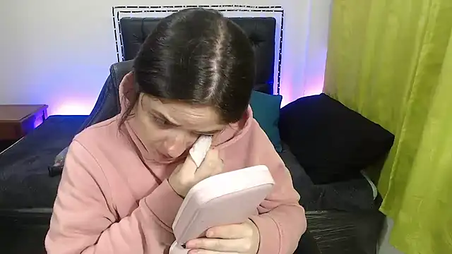 KrystalAdams online show from October 2025 12:37:02 PM