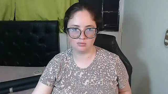 KrystalAdams online show from April 2026 08:20:01 PM