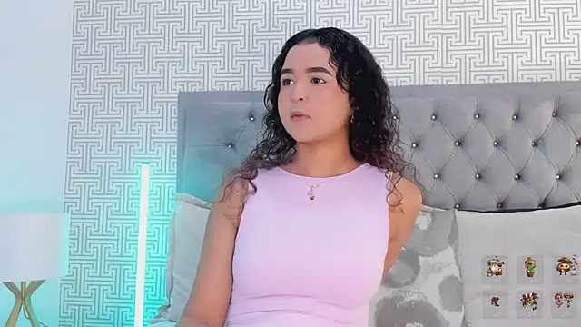 Evaa Lunna  online show from April 2026 08:13:02 PM