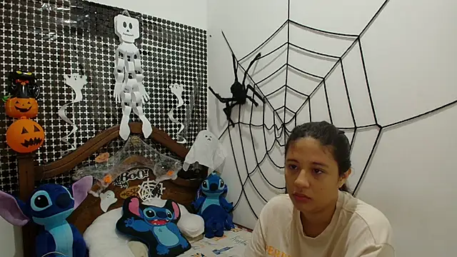 Snapshot of Aria_Arthur chatting on October 2025 10:14:02 AM Aria Arthur online show from October 2025 10:14:02 AM