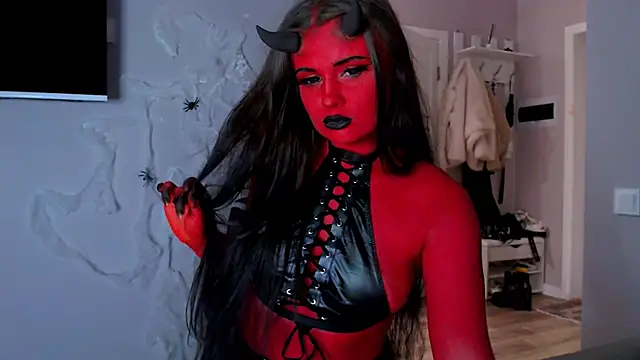 AlexaButttler online show from October 2025 09:43:02 PM