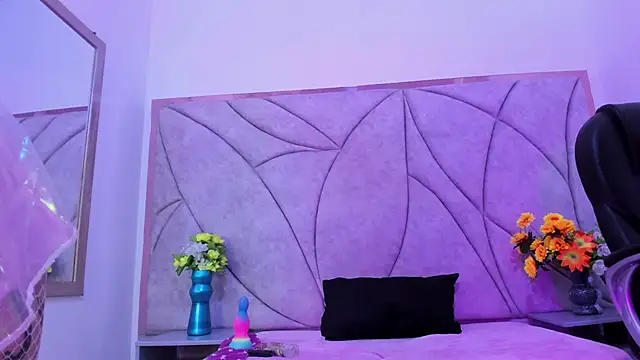 Pamela Squirtt online show from October 2025 02:06:02 PM