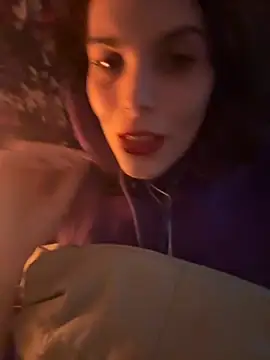 refem9 online show from October 2025 08:41:01 PM