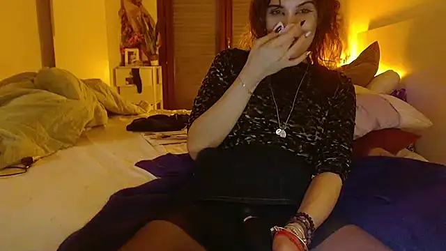 refem9 online show from November 2025 05:17:01 PM