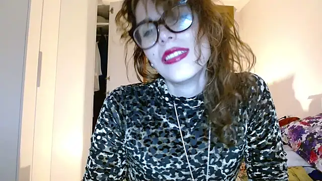 refem9 online show from October 2025 04:41:02 PM