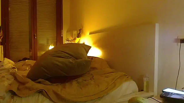 refem9 online show from November 2025 06:01:01 PM