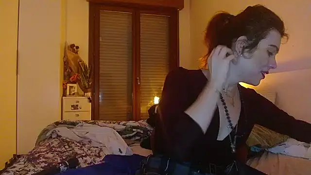 refem9 online show from December 2025 06:03:01 PM