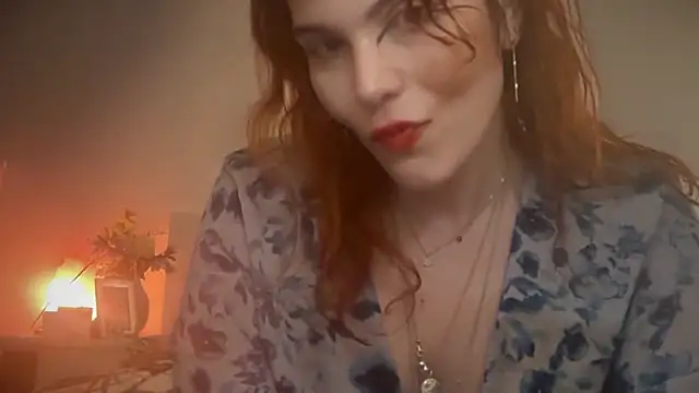 Snapshot of refem9 chatting on April 2026 05:25:02 PM refem9 online show from April 2026 05:25:02 PM