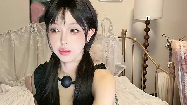 kiraa-0051 online show from October 2025 07:43:02 AM