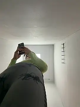 Ninazhang online show from March 2026 12:46:01 AM