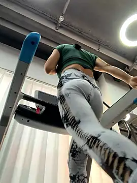 Ninazhang online show from January 2026 01:31:01 AM