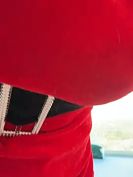 Ninazhang online show from December 2025 01:17:01 AM