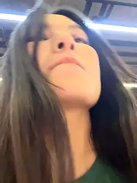 Ninazhang online show from October 2025 02:34:02 AM