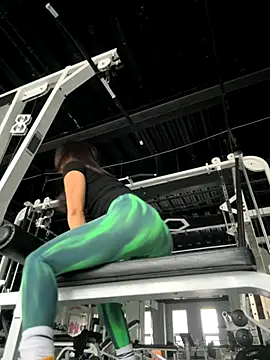 Ninazhang online show from November 2025 02:49:02 AM