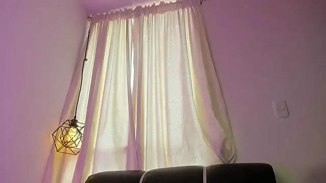 Snapshot of sofia_sorceress5 chatting on June 2026 02:28:01 PM sofia sorceress5 online show from June 2026 02:28:01 PM