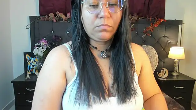 Snapshot of sofia_sorceress5 chatting on November 2025 12:48:01 AM sofia sorceress5 online show from November 2025 12:48:01 AM