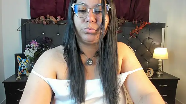 Snapshot of sofia_sorceress5 chatting on November 2025 12:25:02 AM sofia sorceress5 online show from November 2025 12:25:02 AM