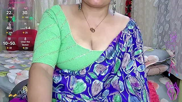 Snapshot of MasTANIYA chatting on April 2026 06:14:01 PM MasTANIYA online show from April 2026 06:14:01 PM