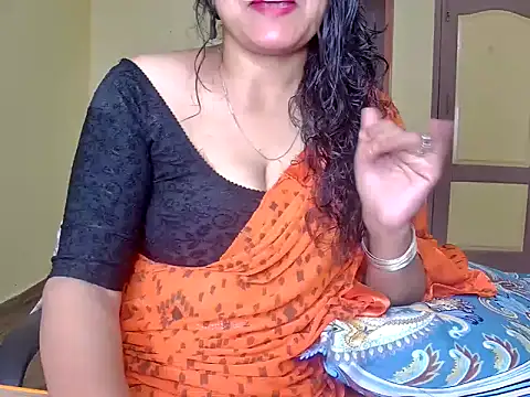Snapshot of MasTANIYA chatting on September 2025 10:26:01 PM MasTANIYA online show from September 2025 10:26:01 PM