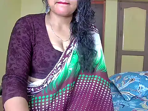 Snapshot of MasTANIYA chatting on October 2025 10:46:02 PM MasTANIYA online show from October 2025 10:46:02 PM
