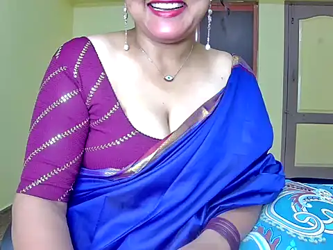 Snapshot of MasTANIYA chatting on October 2025 03:19:02 AM MasTANIYA online show from October 2025 03:19:02 AM