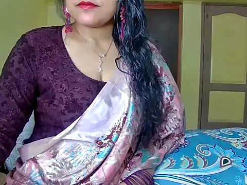 Snapshot of MasTANIYA chatting on September 2025 12:40:02 AM MasTANIYA online show from September 2025 12:40:02 AM