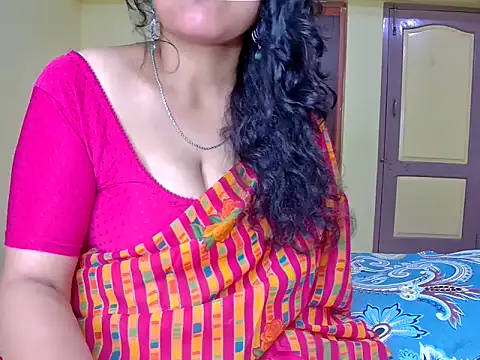 Snapshot of MasTANIYA chatting on October 2025 01:39:02 AM MasTANIYA online show from October 2025 01:39:02 AM