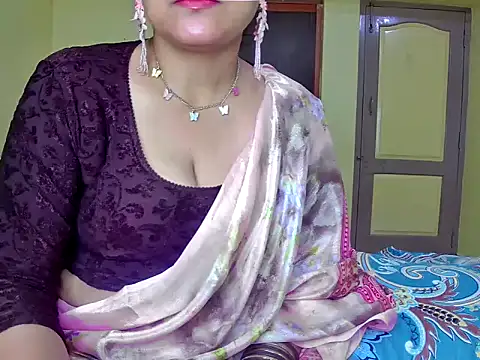 Snapshot of MasTANIYA chatting on October 2025 02:12:01 AM MasTANIYA online show from October 2025 02:12:01 AM