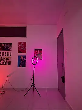 18 salo online show from February 2026 04:19:02 AM