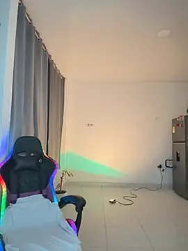 18 salo online show from October 2025 04:13:01 AM