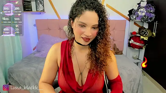 Snapshot of Luna_blackk chatting on June 2026 09:09:02 PM Luna blackk online show from June 2026 09:09:02 PM