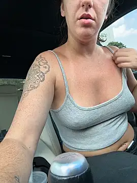 sweetsirenn online show from December 2025 02:07:02 PM