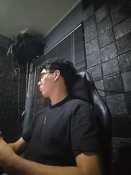 Snapshot of jacobs_shelby chatting on January 2026 11:22:02 PM jacobs shelby online show from January 2026 11:22:02 PM