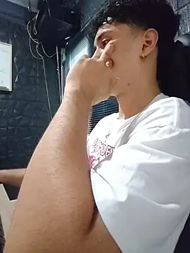 Snapshot of jacobs_shelby chatting on February 2026 10:30:02 PM jacobs shelby online show from February 2026 10:30:02 PM