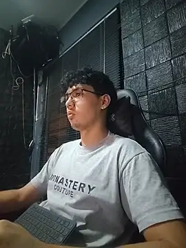 Snapshot of jacobs_shelby chatting on January 2026 11:31:01 PM jacobs shelby online show from January 2026 11:31:01 PM