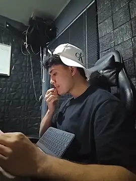 Snapshot of jacobs_shelby chatting on February 2026 02:01:01 AM jacobs shelby online show from February 2026 02:01:01 AM