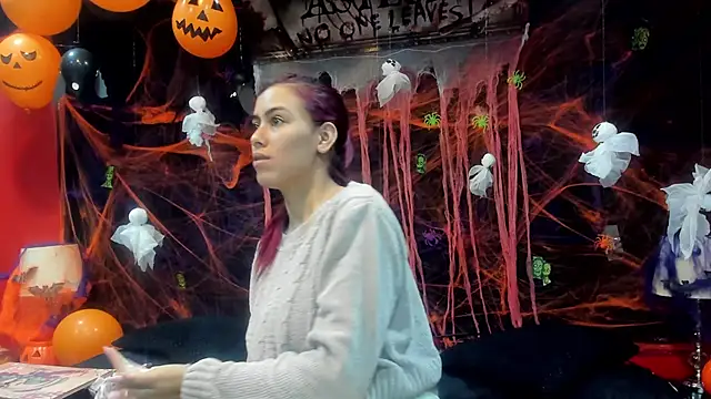 Isa Anderson09 online show from October 2025 01:23:01 PM