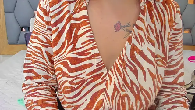 juliette pretty  online show from October 2025 07:07:02 PM