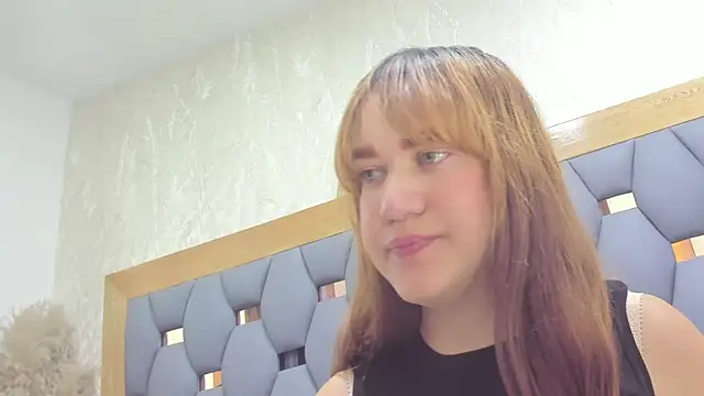 Snapshot of juliette_pretty_ chatting on July 2026 08:39:02 PM juliette pretty online show from July 2026 08:39:02 PM